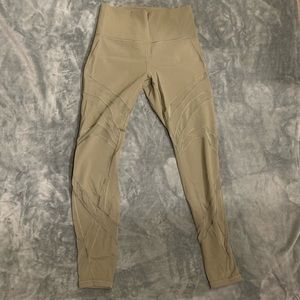 Lululemon Wonder Under Leggings with Mesh